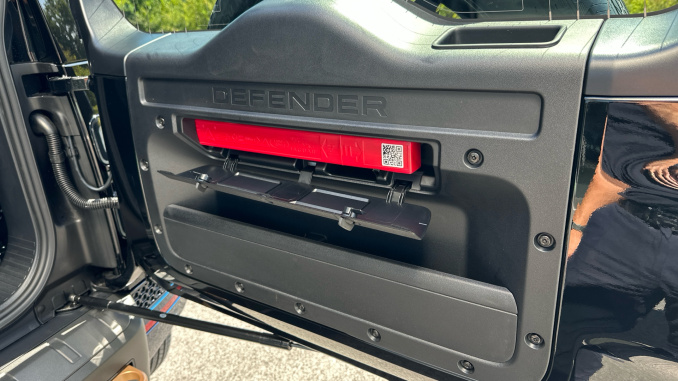 Land Rover Defender 4.4 P635 Octa 110 5dr Auto Petrol Estate - Image 50